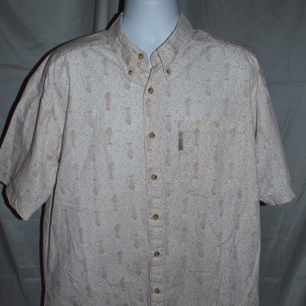 Mens Columbia Short Sleeve Button Down Shirt Large